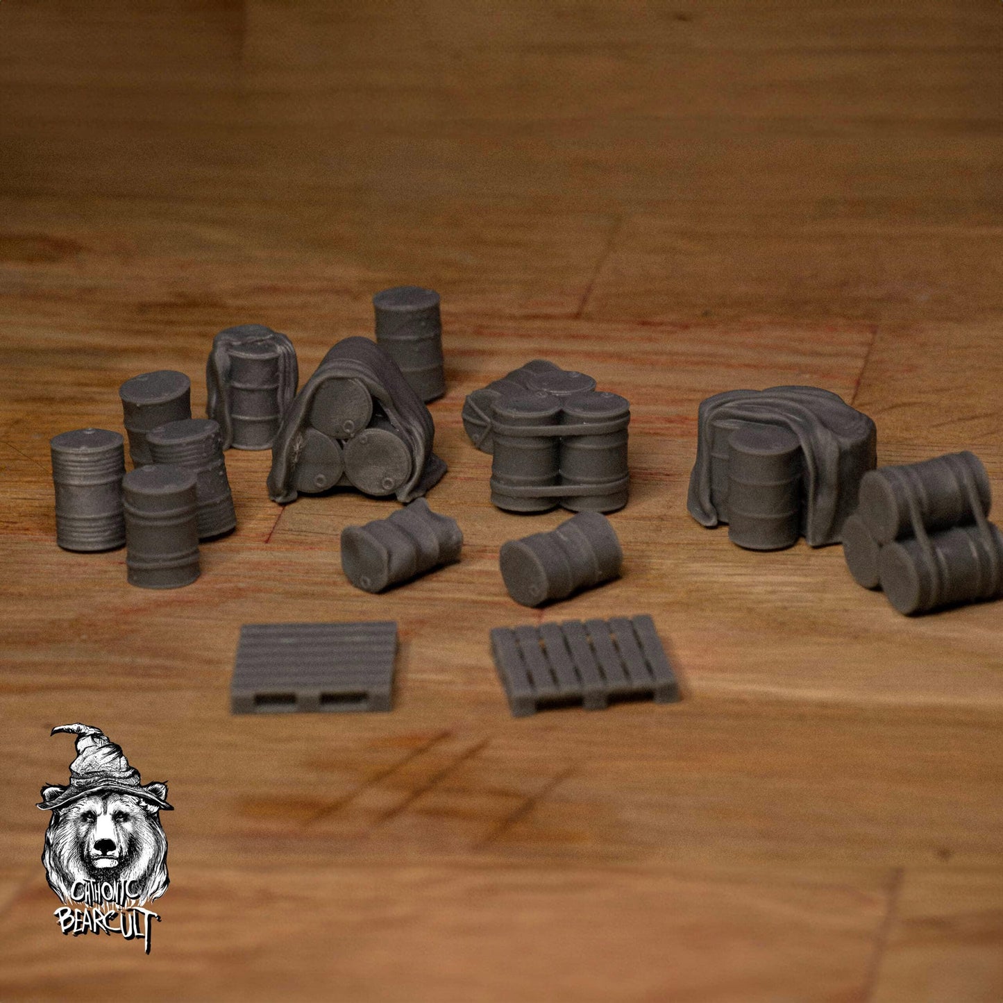 Wargaming Terrain Set of barrels and props | 3D Printed Miniatures in 1:56 Scale