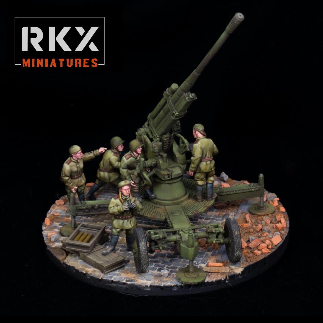 Soviet_85mm AA Team (late War Fall of Berlin) (USSR) (Soviet, WW2) Various Scales BA