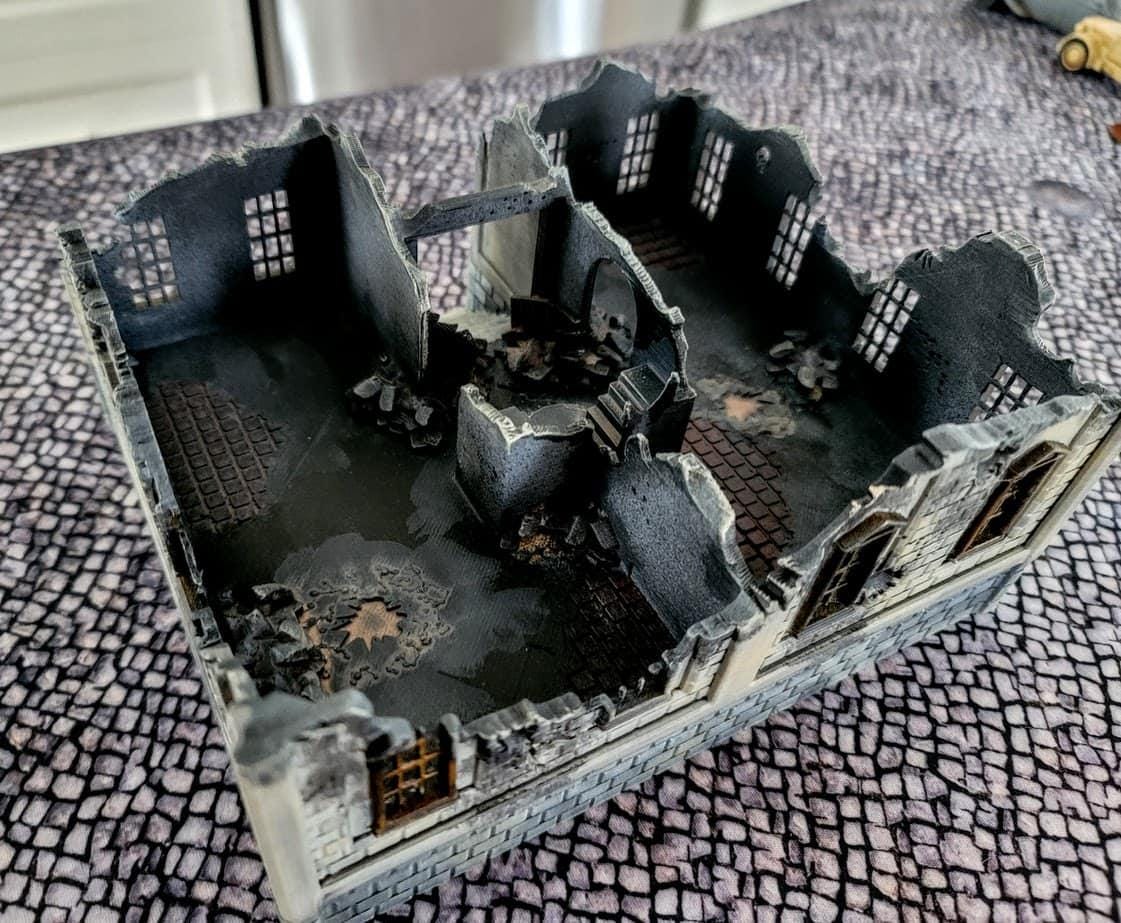 Wargaming Terrain Large Administration Building  | 3D Printed Miniatures in 1:56 Scale Various Scales