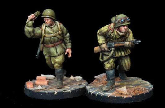 Soviet Flamethrower (late War Fall of Berlin)  (USSR) (Soviet, WW2) Various Scales BA