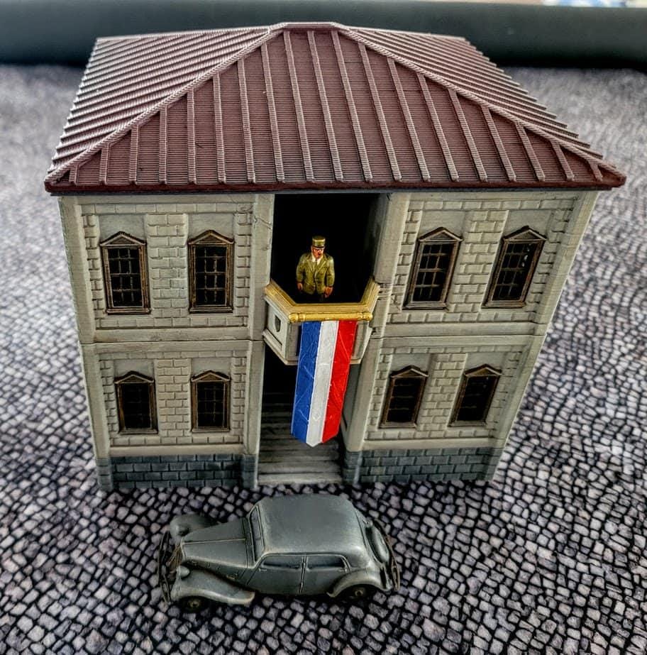 Wargaming Terrain Large Administration Building  | 3D Printed Miniatures in 1:56 Scale Various Scales